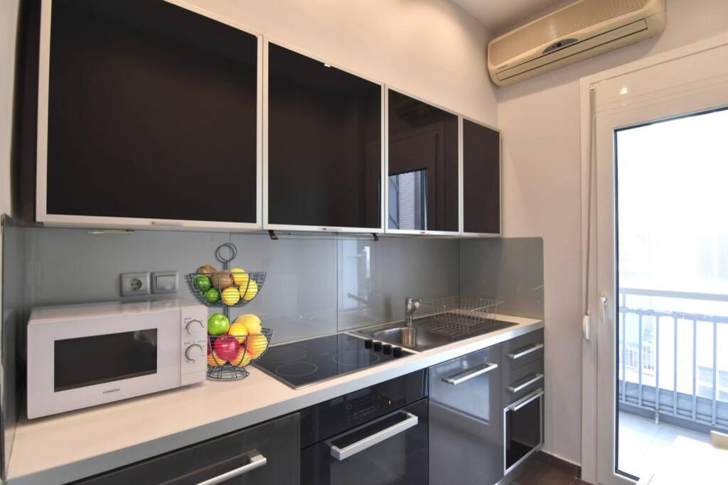 Modern Apartment In The Heart Of The City Larissa Exteriör bild